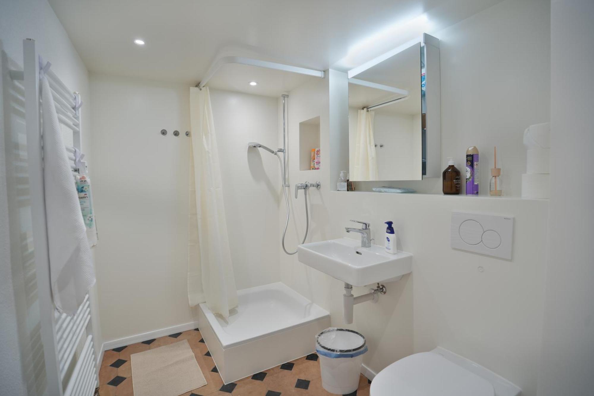 Cozy City Center, 4 Bedroom- 120Sq, 5Min Walk To Main Station Basilea Exterior foto